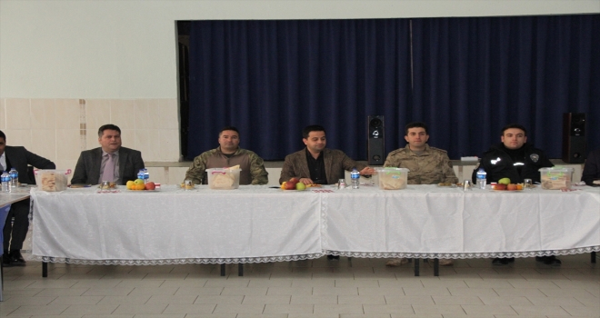 Kaymakam Hamitoğlu muhtarlarla buluştu