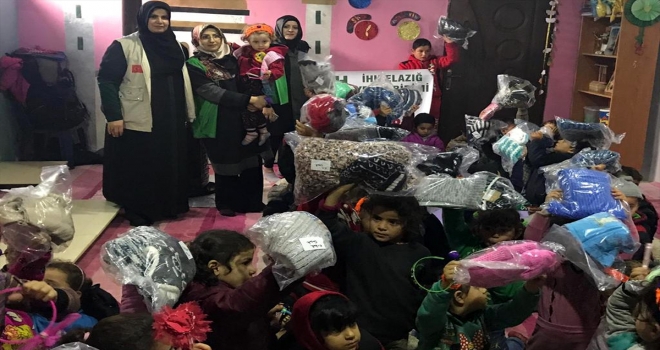 İHH’dan yetimler ve Suriyeli çocuklara kışlık yardım