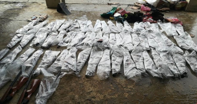 Hakkaride 64 kaçak av tüfeği ele geçirildi