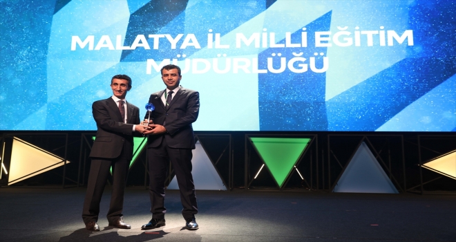 Malatya İl Milli Eğitim Müdürlüğüne Kristal Baret ödülü