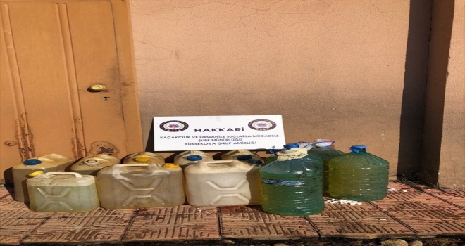 Hakkaride çok miktarda kaçak ürün ele geçirildi