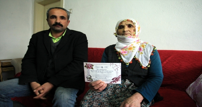 GÜNCELLEME Dolandırıldıklarını düğün davetiyelerini görünce anladılar
