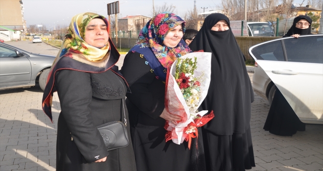 Görme engelli Zehranın umre sevinci