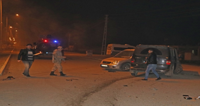 Iğdırda minibüs ile hafif ticari araç çarpıştı: 10 yaralı