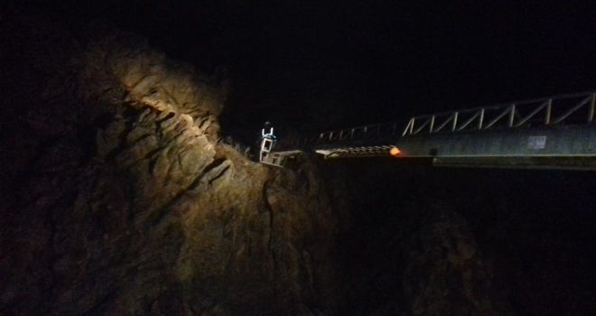 Dağda mahsur kalan kişi kurtarıldı