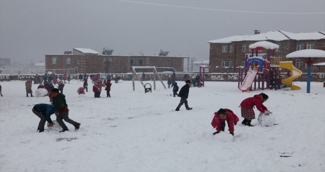Bitliste eğitime yarım gün ara verildi