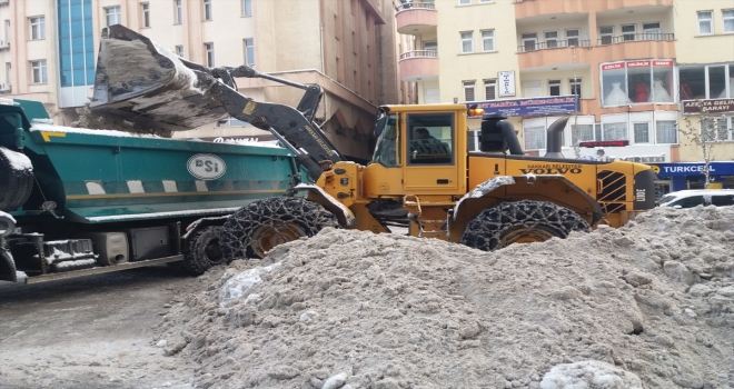 Hakkaride kar mağduriyeti yaşanmıyor