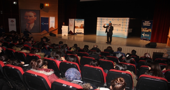 Hakkaride Kariyer ve İstihdam Günü etkinliği düzenlendi