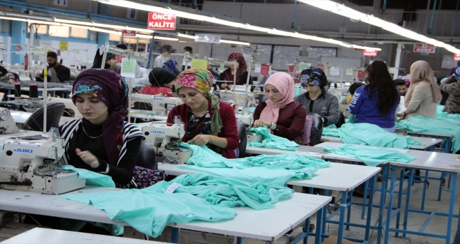 Bitlisten 75 ülkeye tekstil ihracatı