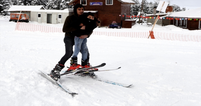 Yalnızçam Dağında kayak sezonu başladı