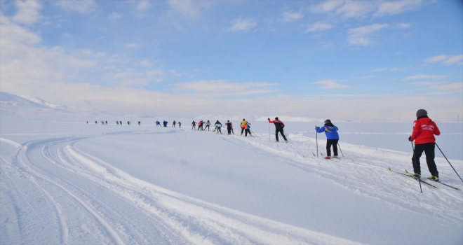 Kaymakam Kendüzlerden, sporcu eğitim merkezine ziyaret
