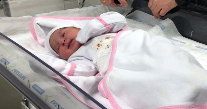 Elazığda yılın ilk bebeği Bahar Mila oldu