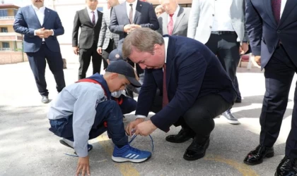 Vali Aydoğdu, Sosyal Medya'da ilgi görüyor