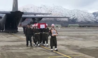 Şehit Emrah Gündüz'ün Naaşı Erzincan’a getirildi.