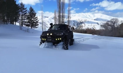 Karlı arazide Off road çılgınlığı