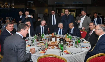 EKEV ve ERSİAD'ın İftarında buluştular