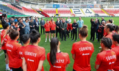 Vali Aydoğdu'dan Milli Maç'a Davet