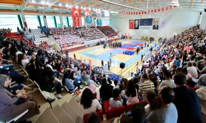 19 Mayıs’ın 106. yılı Erzincan’da coşku ile kutlandı.