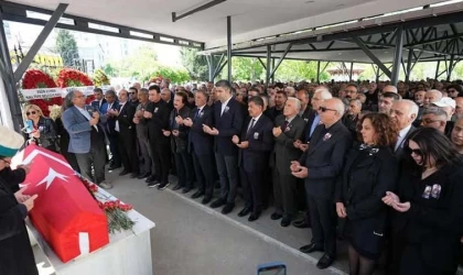 Başkan Aksun, Sanatçı Yavuz Top’un Cenaze Törenine Katıldı