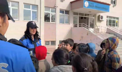 “Hep Birlikte Aileyiz” Projesi Kapsamında Öğrencilere Bilgilendirme Eğitimi Verildi