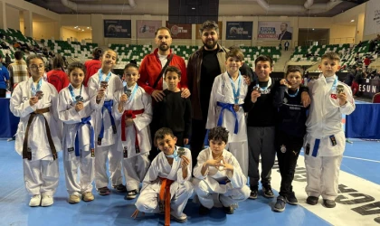 Karatecilerden Giresun’da Büyük Başarı: 11 Madalya