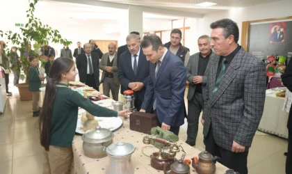 Öğrenciler Yerli ve Millî Ürünleri Tanıttı