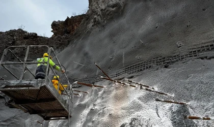 Refahiye–Kemaliye–Dutluca–Arapgir Yolunda Çalışmalar sürüyor