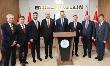 Enerji ve Tabii Kaynaklar Bakanı Alparslan Bayraktar Erzincan’da