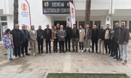 Erzincan Gazeteciler Cemiyeti’nde Bayramlaşma Programı Düzenlendi