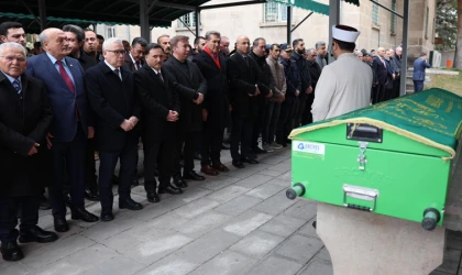 Erzincan protokolü, acılı gününde Vali Aydoğdu’nun yanındaydı