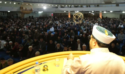 Terzibaba Camii’nde Kadir Gecesi’ne Yoğun İlgi