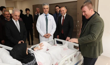 Aydoğdu’dan Hastalara Moral Ziyareti