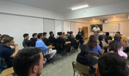 Erzincan Ülkü Ocakları "Bağımlılıkla Mücadele Eğitimi” düzenledi