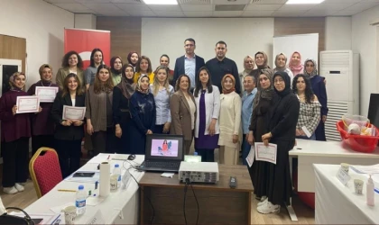 Sağlık Personeline “Doğuma Hazırlık Eğitimi” Verildi