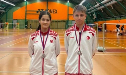 Erzincanlı Milli Badmintoncular Çekya’dan 3 Madalya ile Döndü