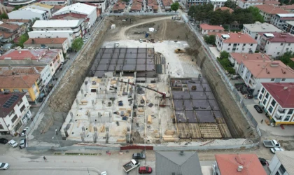 Merkez Çarşısı Projesinde Çalışmalar Aralıksız Sürüyor