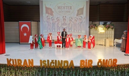 Minik Yüreklerin Kur’an Sevinci