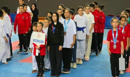 Trabzon’da Erzincan Fırtınası: Karatecilerimizden 28 Madalyalık Büyük Başarı