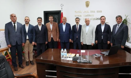 Yıldırım ve Protokol Heyetinden Çayırlı Kaymakamlığı ve Belediyesine Ziyaret