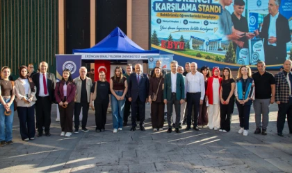 Milletvekili Karaman EBYÜ Standını ziyaret etti