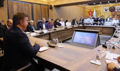 Vali Aydoğdu'dan Sektör Toplantıları