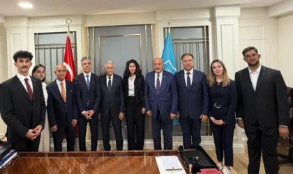 Karaman ve EBYÜ Heyetinden Binali Yıldırıma ziyaret