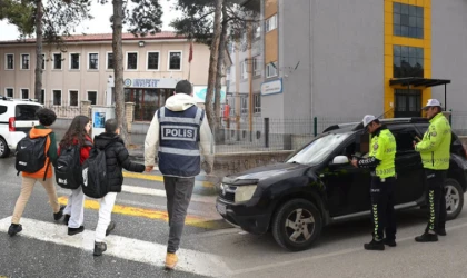 Okul Çevrelerinde Denetimler Sıkılaştırıldı
